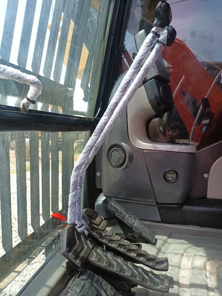 CAT 320D2 - Гусеничний екскаватор: фото 2 CAT 320D2 - Гусеничний екскаватор: фото 2