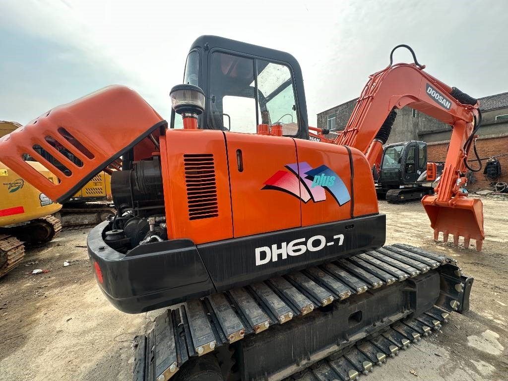 Doosan DH 60 - Міні-екскаватор: фото 1 Doosan DH 60 - Міні-екскаватор: фото 1