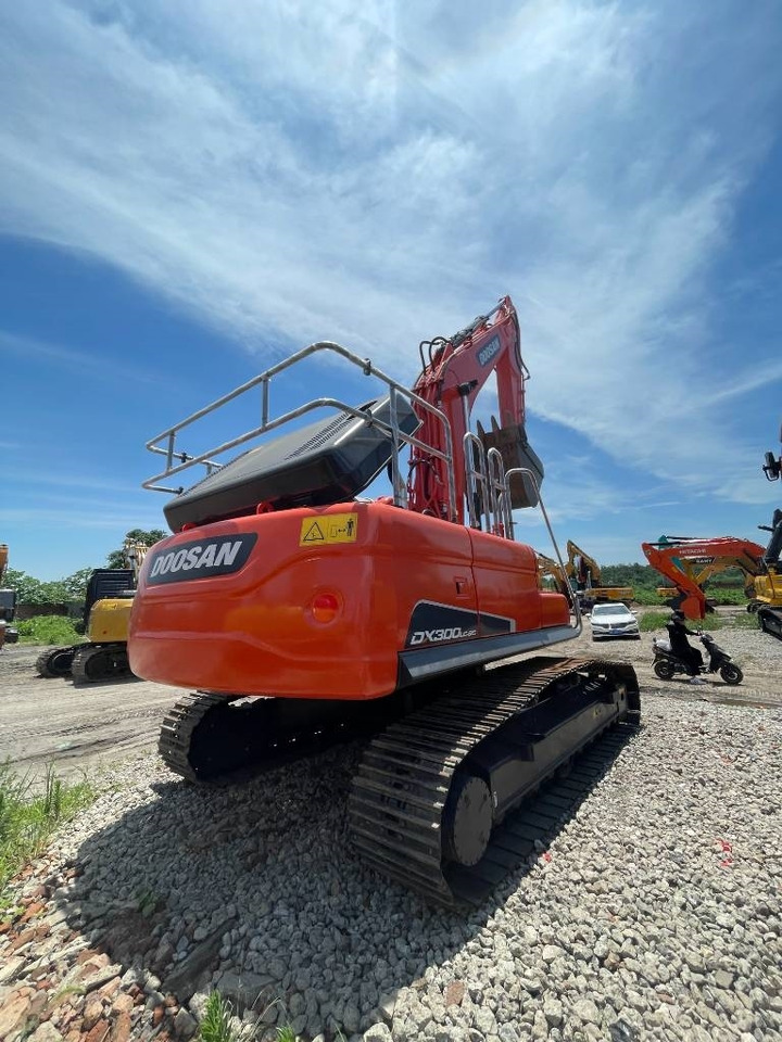Doosan DX 300 - Гусеничний екскаватор: фото 2 Doosan DX 300 - Гусеничний екскаватор: фото 2