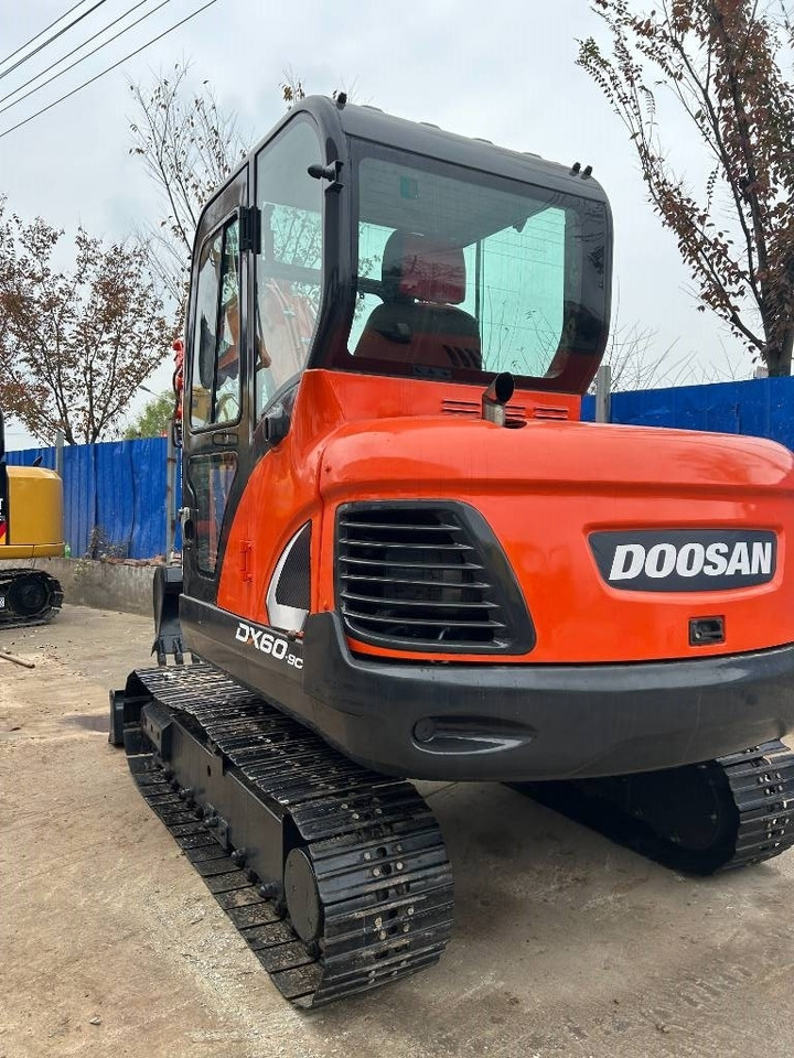 Doosan DX 60 - Міні-екскаватор: фото 1 Doosan DX 60 - Міні-екскаватор: фото 1