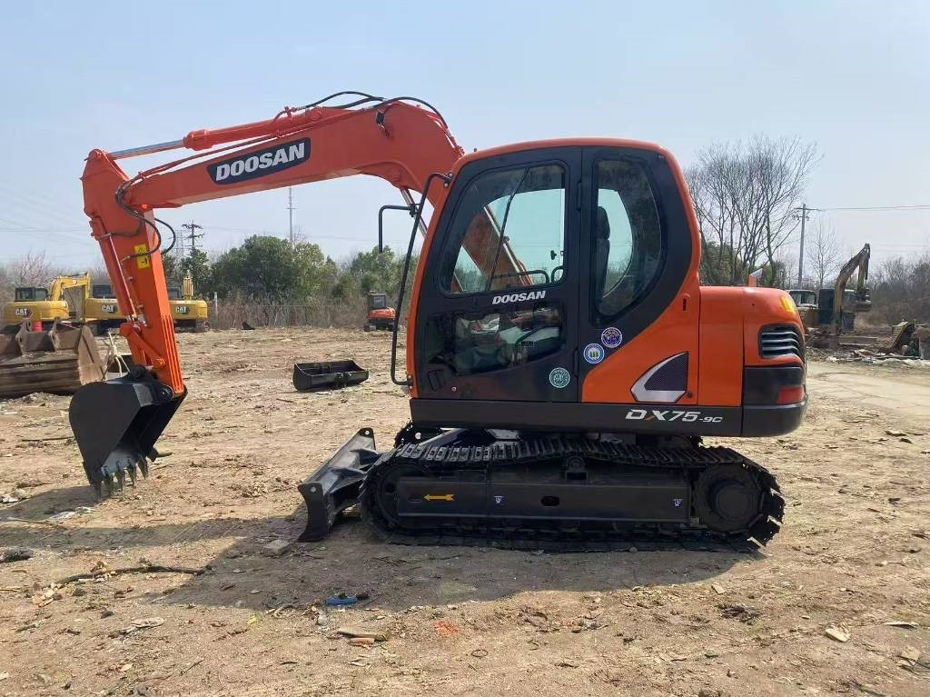 Doosan DX 75-9 C - Міні-екскаватор: фото 1 Doosan DX 75-9 C - Міні-екскаватор: фото 1