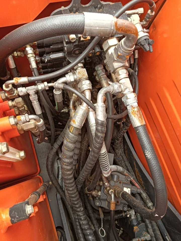 Doosan DX 75 - Гусеничний екскаватор: фото 5 Doosan DX 75 - Гусеничний екскаватор: фото 5