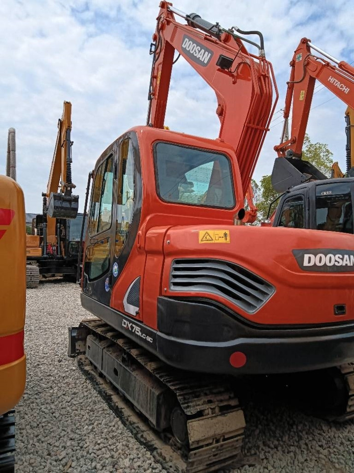Doosan DX 75 - Гусеничний екскаватор: фото 4 Doosan DX 75 - Гусеничний екскаватор: фото 4