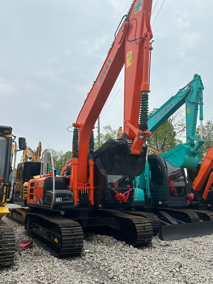 Hitachi ZX 120  - Гусеничний екскаватор: фото 1 Hitachi ZX 120  - Гусеничний екскаватор: фото 1