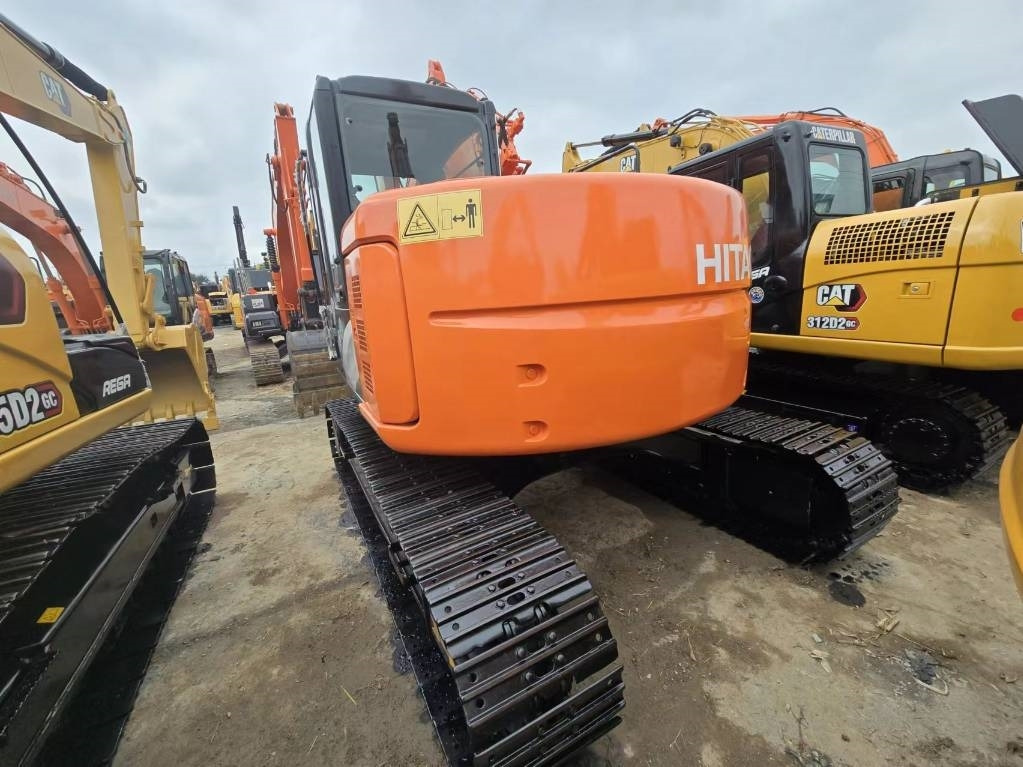 Hitachi ZX 135 US - Гусеничний екскаватор: фото 2 Hitachi ZX 135 US - Гусеничний екскаватор: фото 2