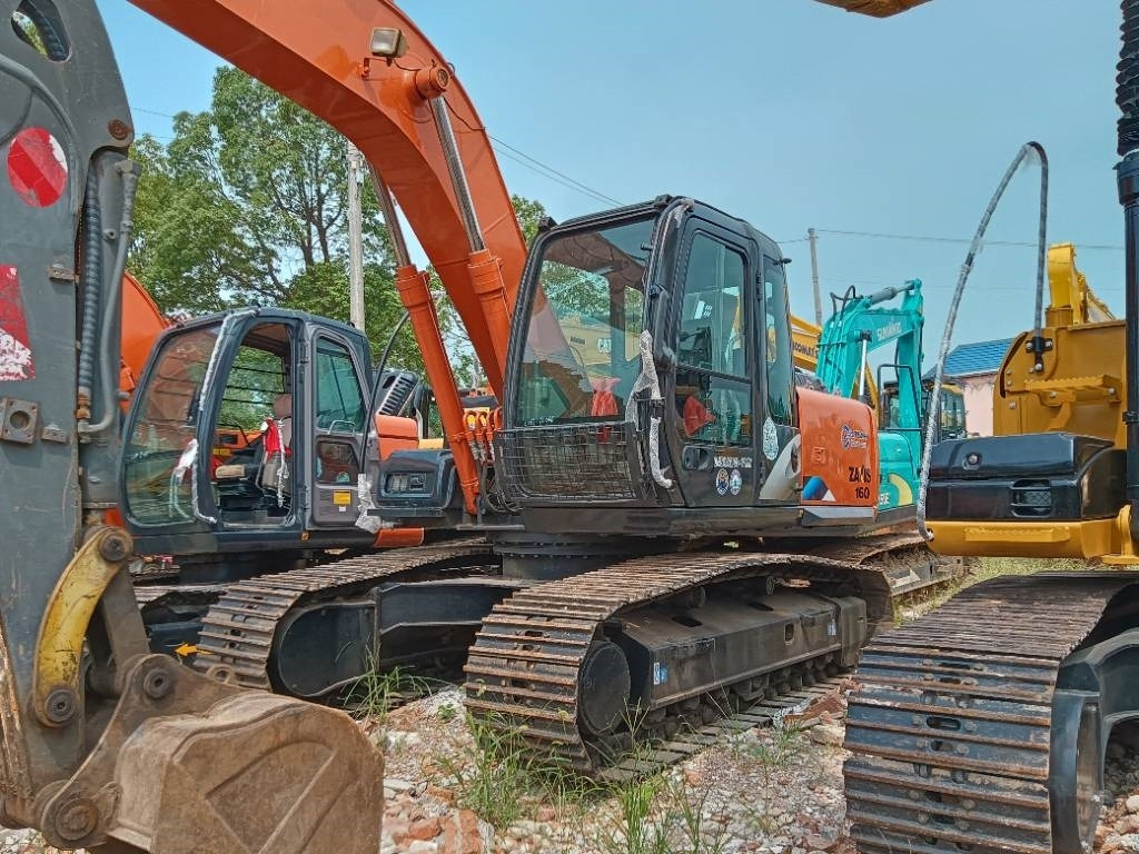 Hitachi ZX 160 - Гусеничний екскаватор: фото 3 Hitachi ZX 160 - Гусеничний екскаватор: фото 3