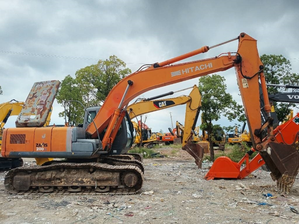 Hitachi ZX 200 E LC - Гусеничний екскаватор: фото 3 Hitachi ZX 200 E LC - Гусеничний екскаватор: фото 3