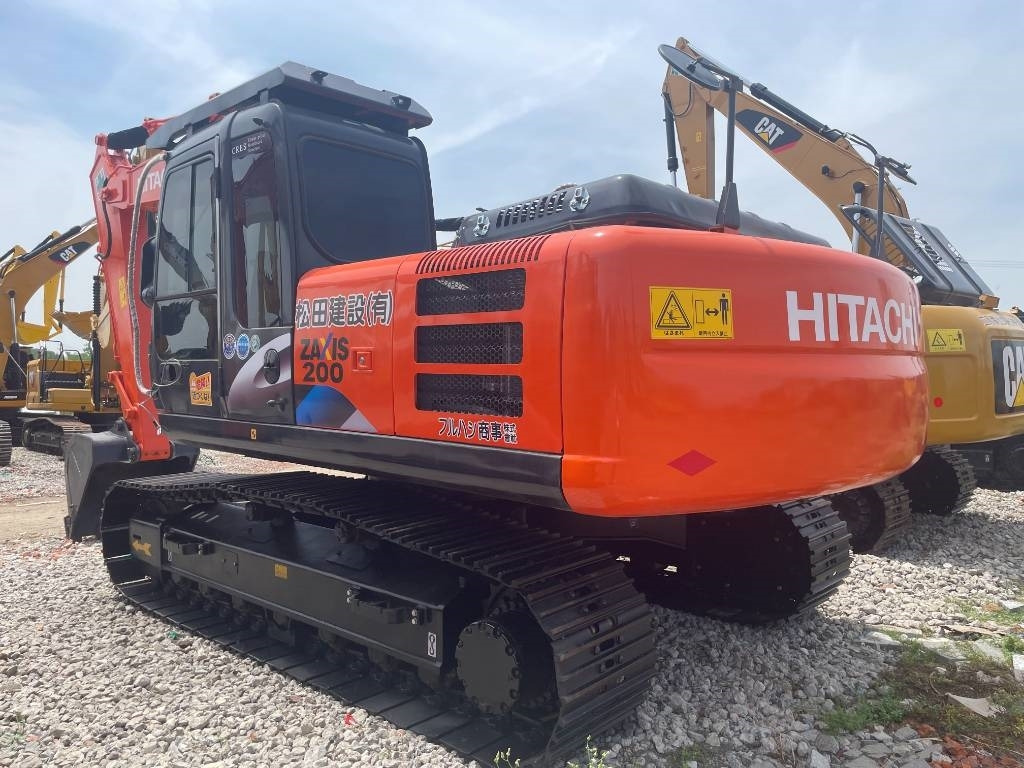 Hitachi ZX 200 - Гусеничний екскаватор: фото 1 Hitachi ZX 200 - Гусеничний екскаватор: фото 1