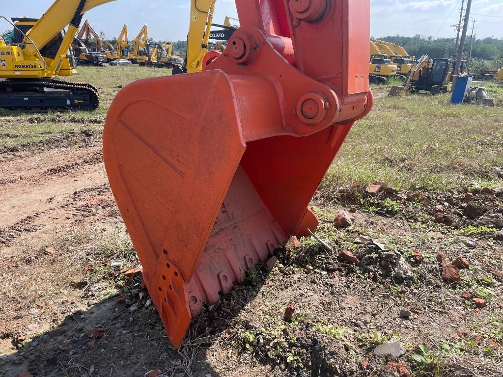 Hitachi ZX 240 - Гусеничний екскаватор: фото 5 Hitachi ZX 240 - Гусеничний екскаватор: фото 5