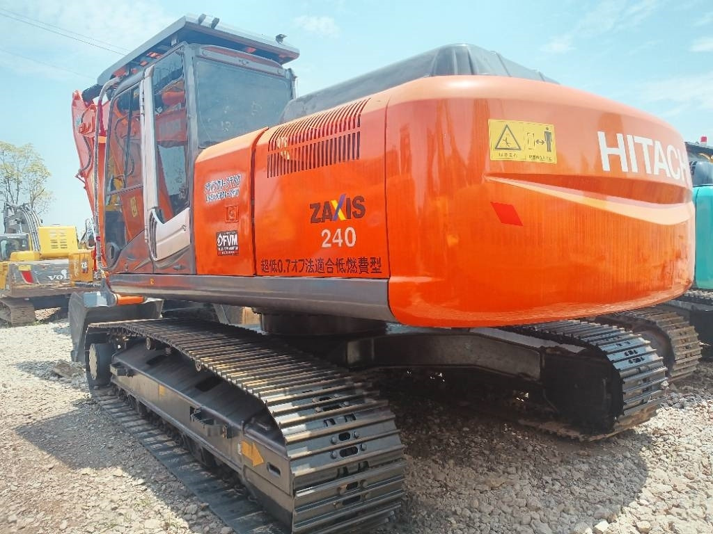 Hitachi ZX 240 - Гусеничний екскаватор: фото 1 Hitachi ZX 240 - Гусеничний екскаватор: фото 1