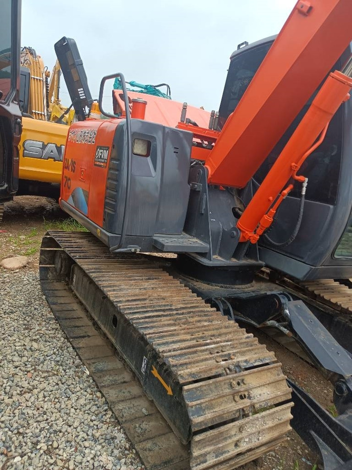 Hitachi ZX 70 - Гусеничний екскаватор: фото 2 Hitachi ZX 70 - Гусеничний екскаватор: фото 2