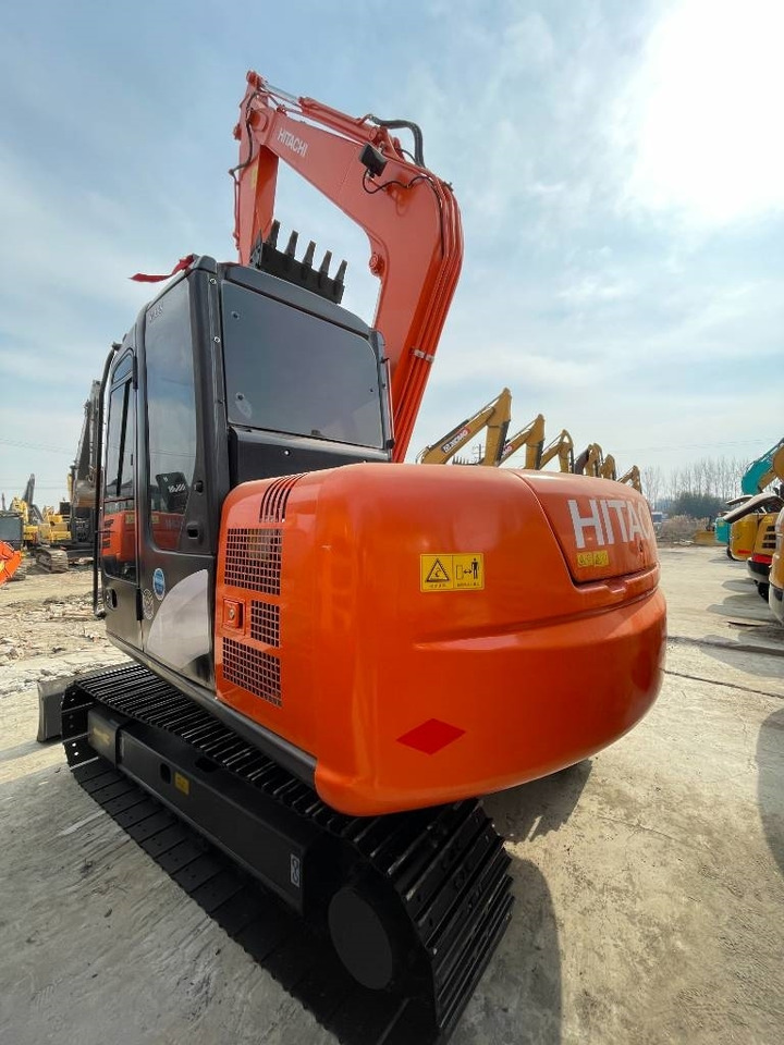 Hitachi ZX 70 - Міні-екскаватор: фото 2 Hitachi ZX 70 - Міні-екскаватор: фото 2