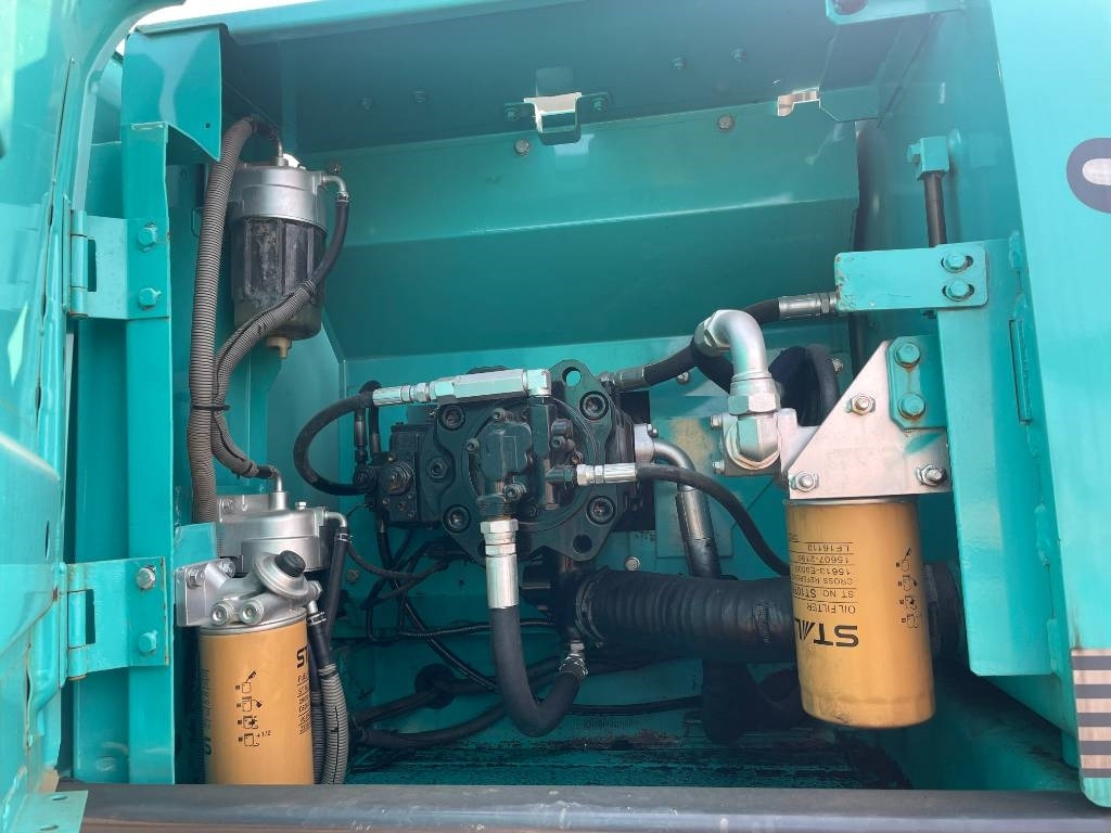 Kobelco SK 200 - Гусеничний екскаватор: фото 3 Kobelco SK 200 - Гусеничний екскаватор: фото 3