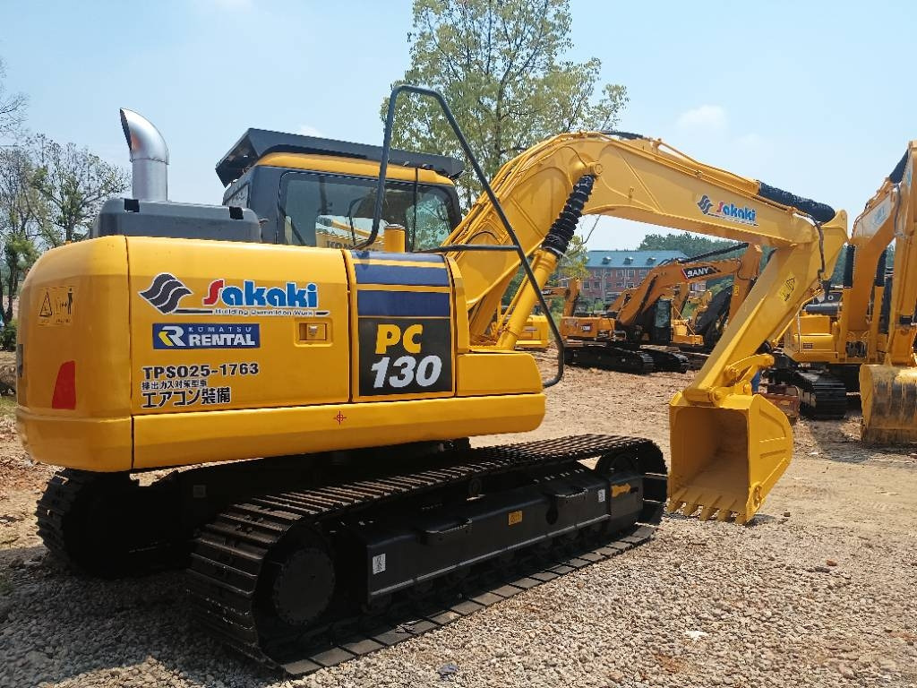 Komatsu PC 130 - Гусеничний екскаватор: фото 1 Komatsu PC 130 - Гусеничний екскаватор: фото 1