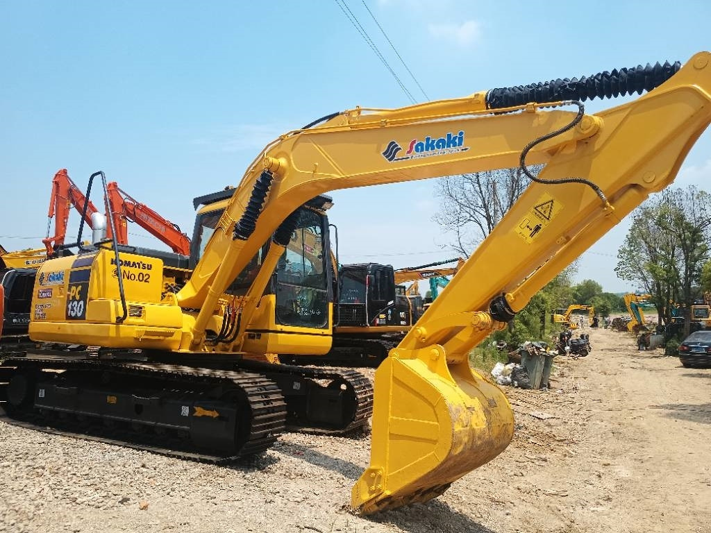 Komatsu PC 130 - Гусеничний екскаватор: фото 3 Komatsu PC 130 - Гусеничний екскаватор: фото 3