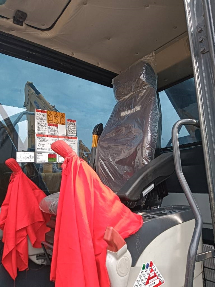 Komatsu PC 130  - Гусеничний екскаватор: фото 4 Komatsu PC 130  - Гусеничний екскаватор: фото 4