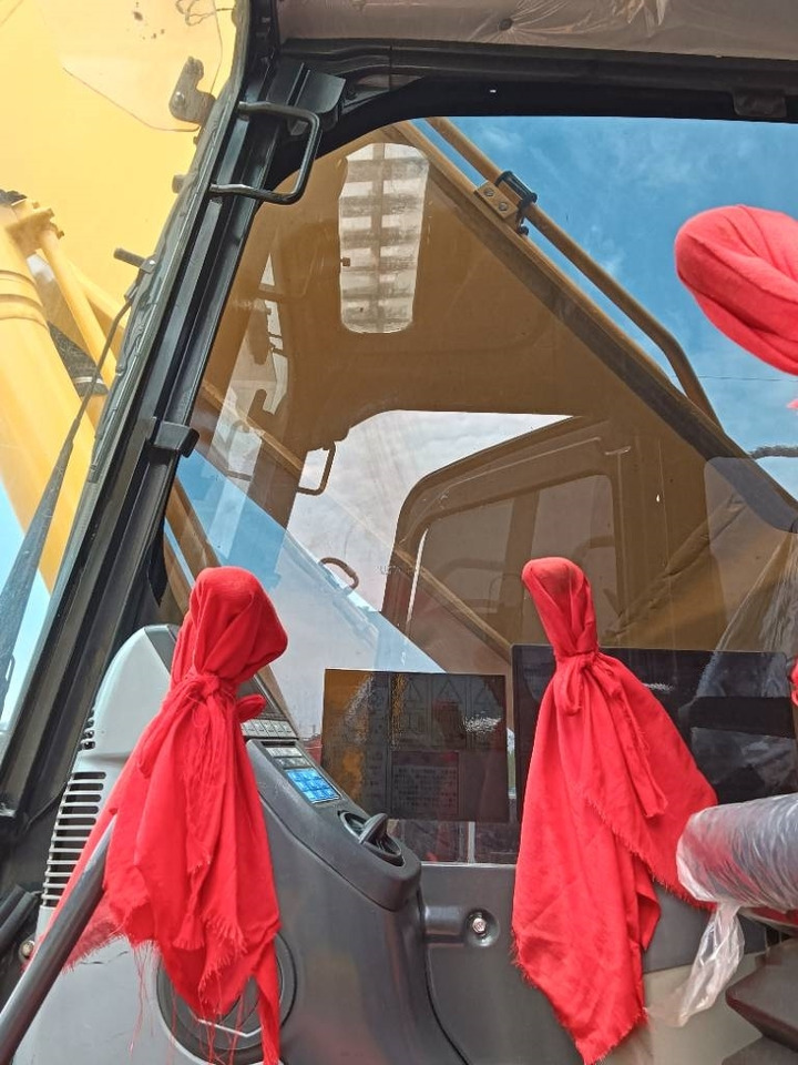 Komatsu PC 210 - Гусеничний екскаватор: фото 5 Komatsu PC 210 - Гусеничний екскаватор: фото 5