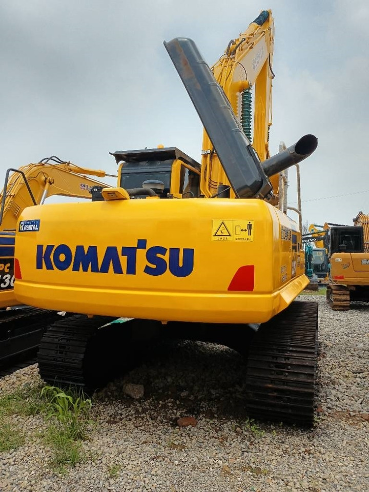 Komatsu PC 220-8  - Гусеничний екскаватор: фото 2 Komatsu PC 220-8  - Гусеничний екскаватор: фото 2