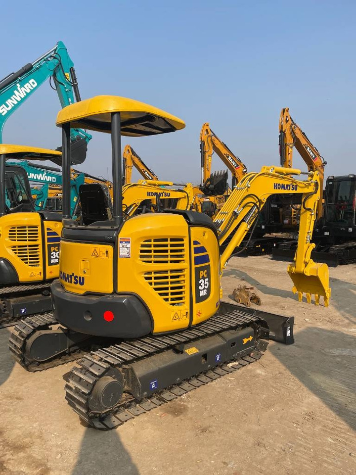 Komatsu PC 35 - Міні-екскаватор: фото 1 Komatsu PC 35 - Міні-екскаватор: фото 1