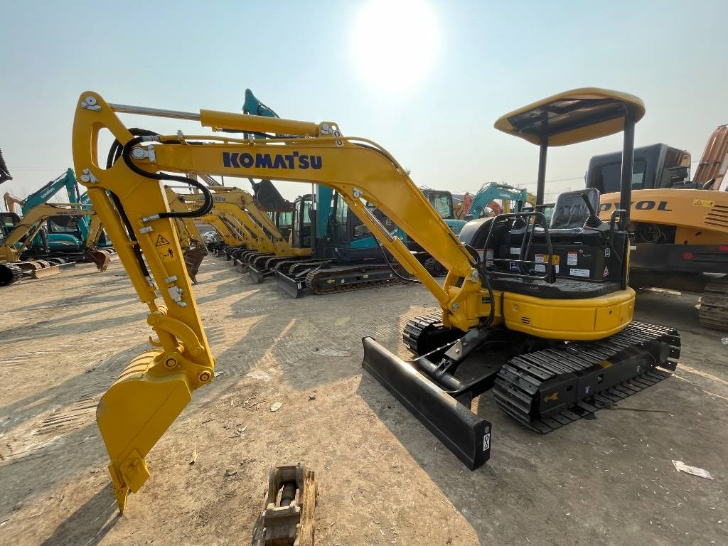 Komatsu PC 35 - Гусеничний екскаватор: фото 5 Komatsu PC 35 - Гусеничний екскаватор: фото 5