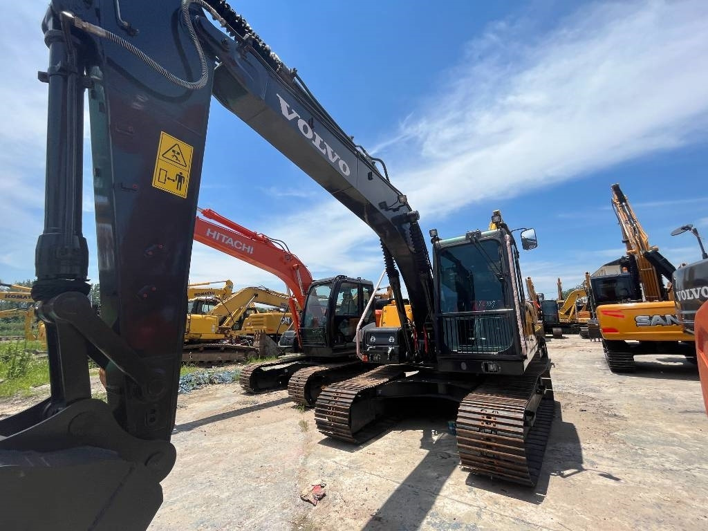Volvo EC 140 - Гусеничний екскаватор: фото 1 Volvo EC 140 - Гусеничний екскаватор: фото 1