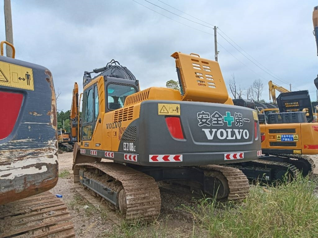 Volvo EC 210 B LC - Гусеничний екскаватор: фото 3 Volvo EC 210 B LC - Гусеничний екскаватор: фото 3