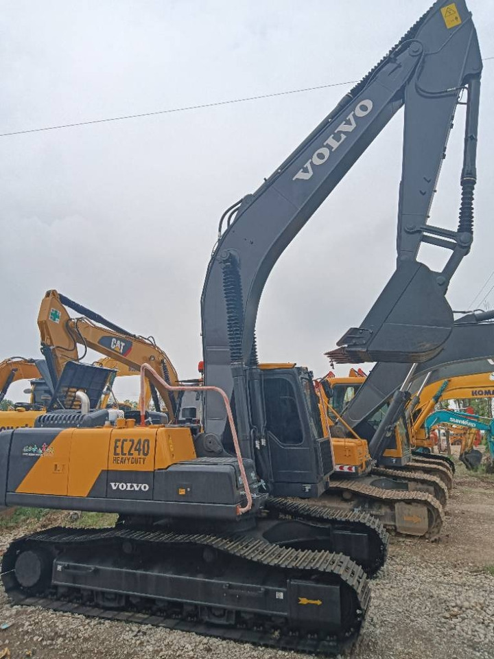 Volvo EC 240  - Гусеничний екскаватор: фото 1 Volvo EC 240  - Гусеничний екскаватор: фото 1