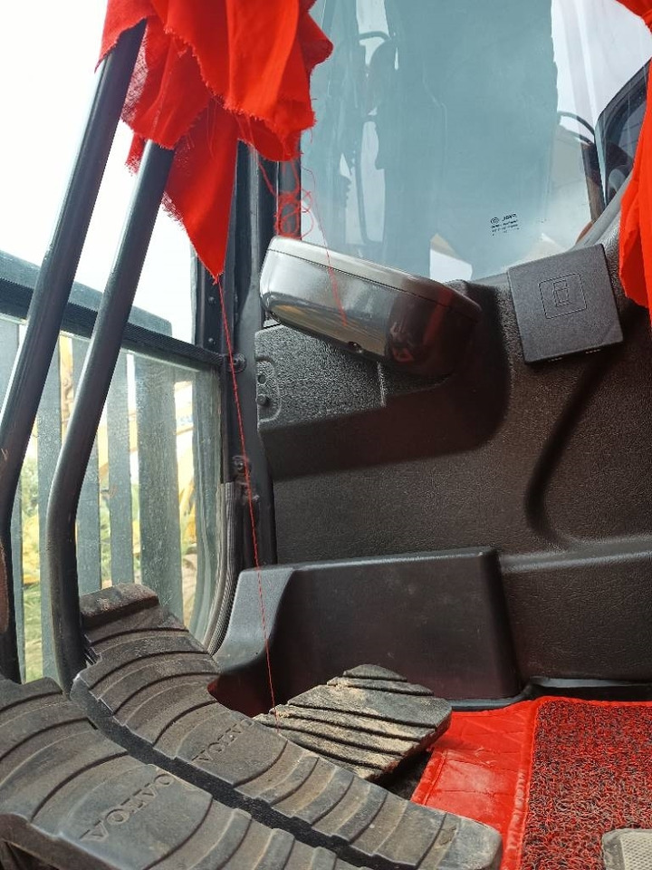 Volvo EC 290 - Гусеничний екскаватор: фото 4 Volvo EC 290 - Гусеничний екскаватор: фото 4