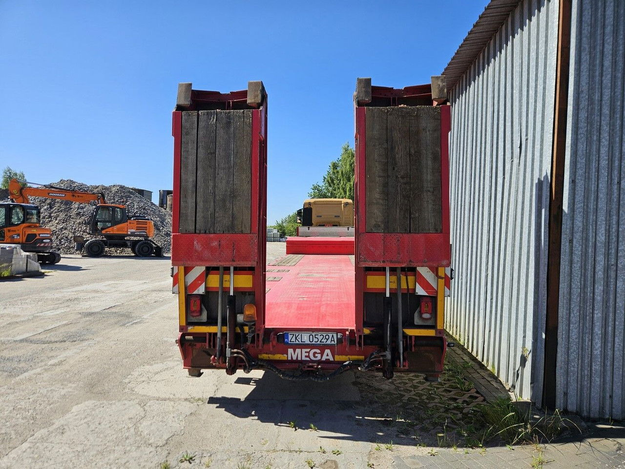 Mega Mega MNN 3 Axles - Lift Axle MNN 3 Axles - Lift Axle - Низькорамна платформа напівпричіп: фото 3 Mega Mega MNN 3 Axles - Lift Axle MNN 3 Axles - Lift Axle - Низькорамна платформа напівпричіп: фото 3