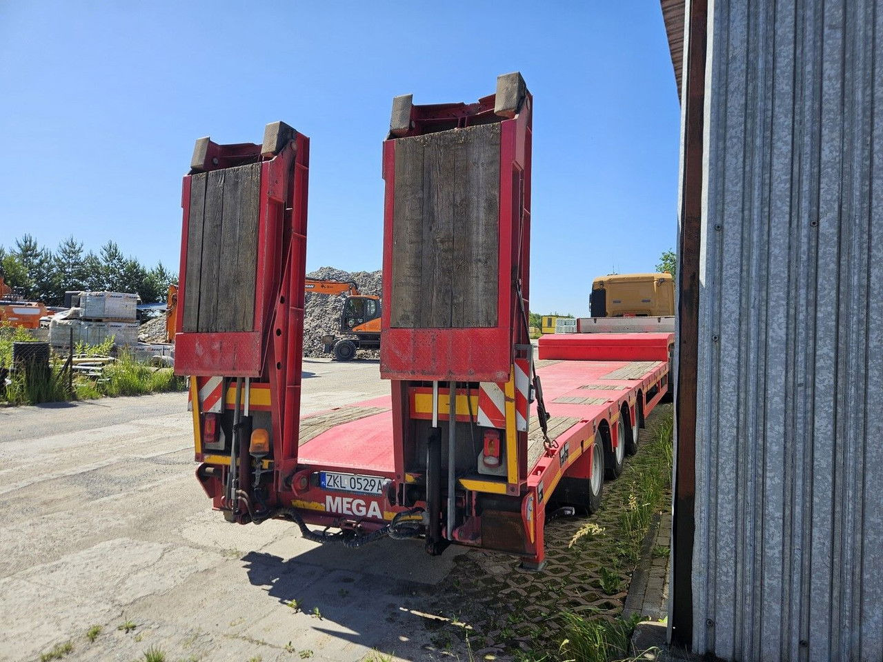 Mega Mega MNN 3 Axles - Lift Axle MNN 3 Axles - Lift Axle - Низькорамна платформа напівпричіп: фото 4 Mega Mega MNN 3 Axles - Lift Axle MNN 3 Axles - Lift Axle - Низькорамна платформа напівпричіп: фото 4