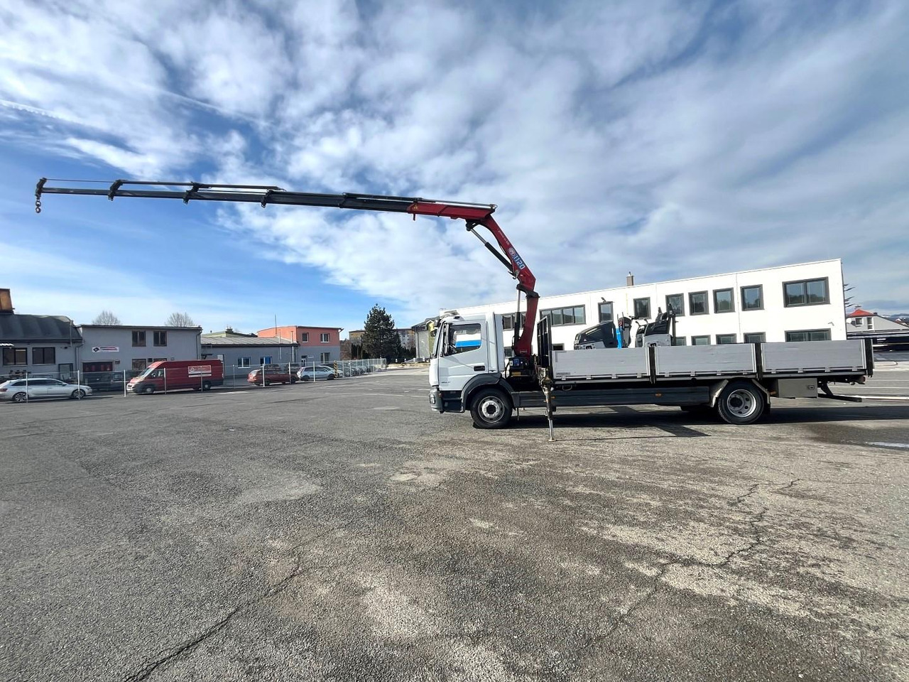 Бортова вантажівка/ Платформа, Вантажівка з маніпулятором Mercedes truck ATEGO, 1527, Crane HMF 1120 - K5: фото 10