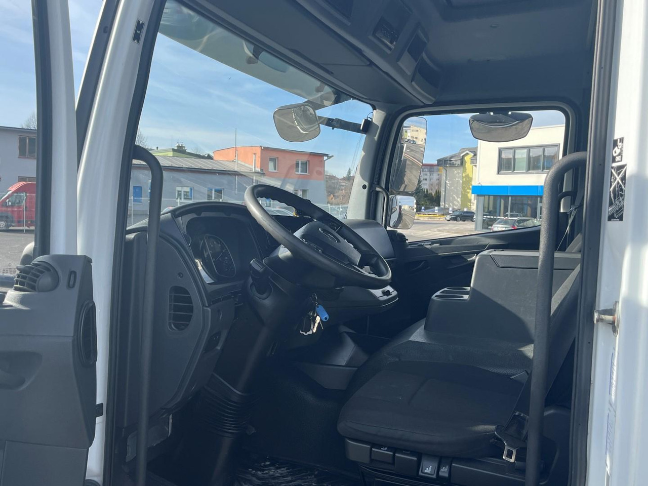 Бортова вантажівка/ Платформа, Вантажівка з маніпулятором Mercedes truck ATEGO, 1527, Crane HMF 1120 - K5: фото 17
