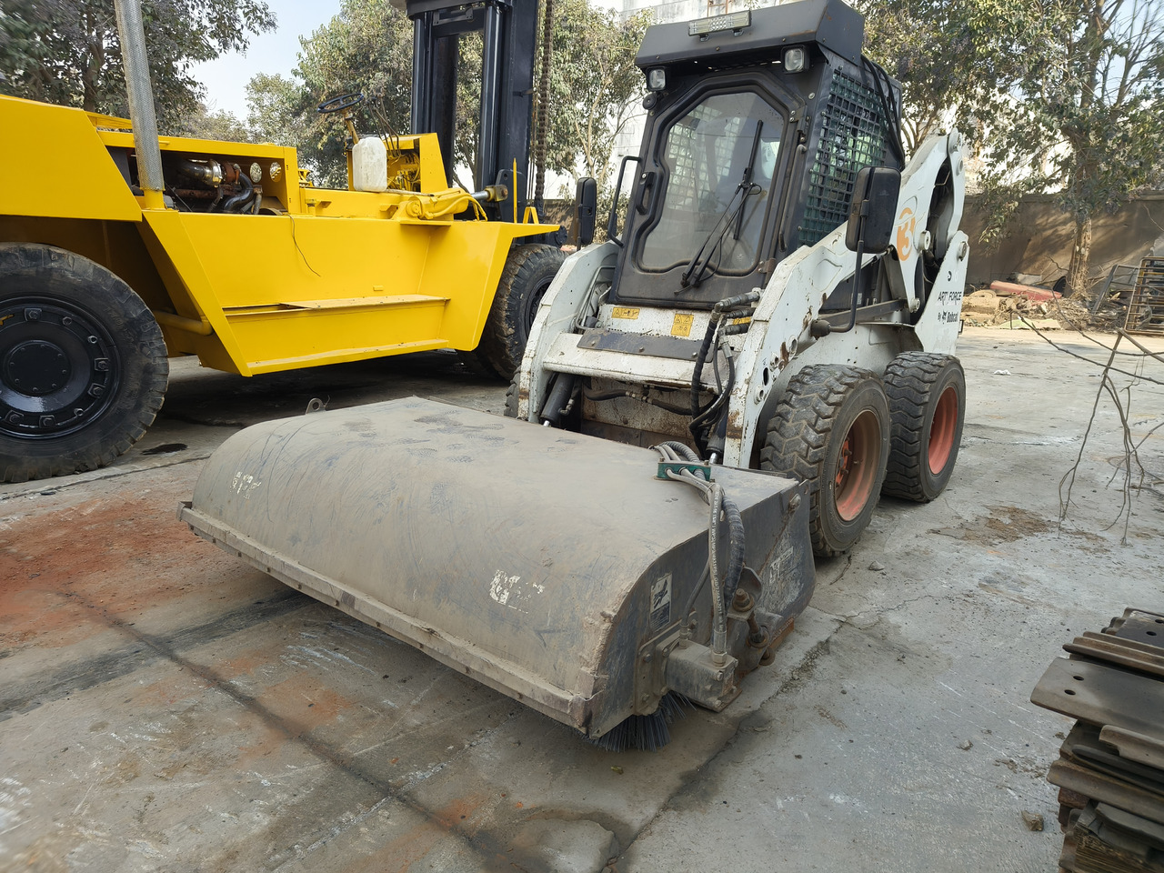 BOBCAT s18 skid steer loader - Міні-навантажувач: фото 1 BOBCAT s18 skid steer loader - Міні-навантажувач: фото 1