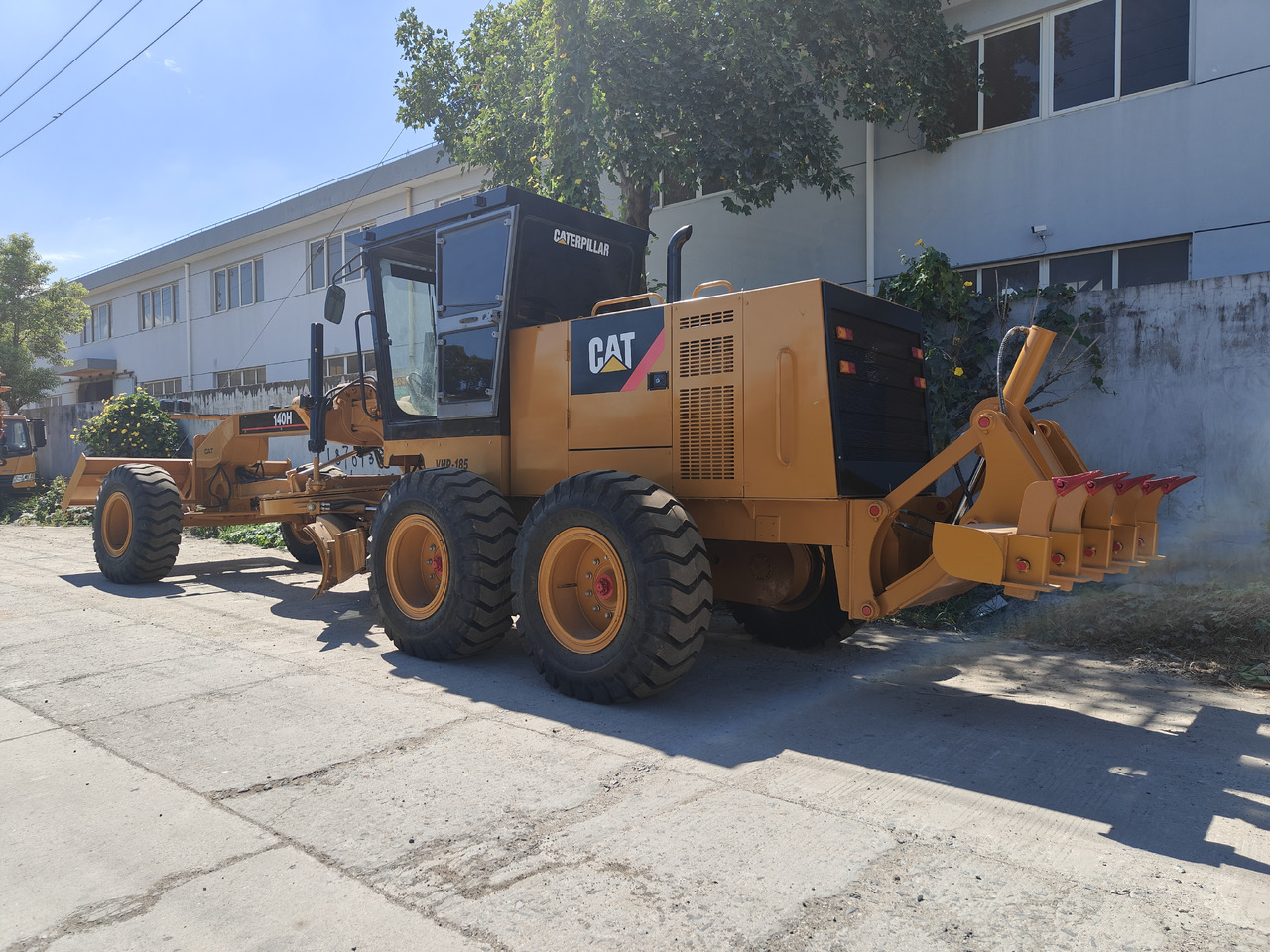 CATERPILLAR 140h with blade used cat motor grader 140k 140h 140g - Грейдер: фото 2 CATERPILLAR 140h with blade used cat motor grader 140k 140h 140g - Грейдер: фото 2