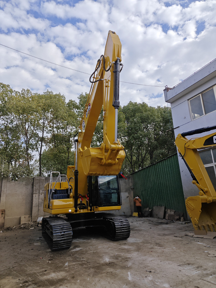 CATERPILLAR 320GC - Гусеничний екскаватор: фото 3 CATERPILLAR 320GC - Гусеничний екскаватор: фото 3