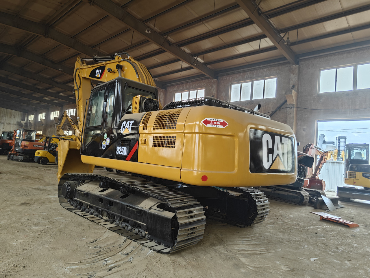 CATERPILLAR 325D - Гусеничний екскаватор: фото 3 CATERPILLAR 325D - Гусеничний екскаватор: фото 3