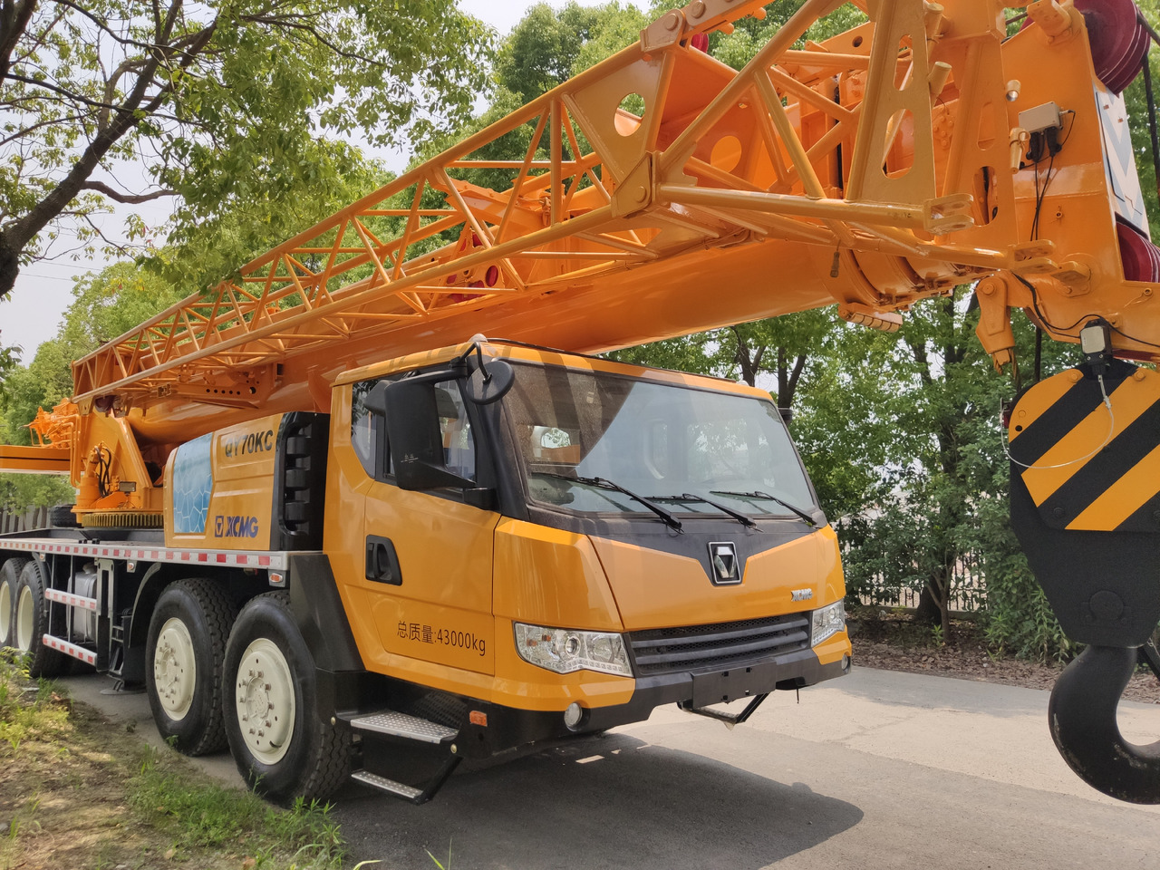XCMG QY70KC TRUCK CRANE USED XCMG 70TON QY70K QY70K-2 MOBILE TRUCK CRANE - Автокран: фото 5 XCMG QY70KC TRUCK CRANE USED XCMG 70TON QY70K QY70K-2 MOBILE TRUCK CRANE - Автокран: фото 5