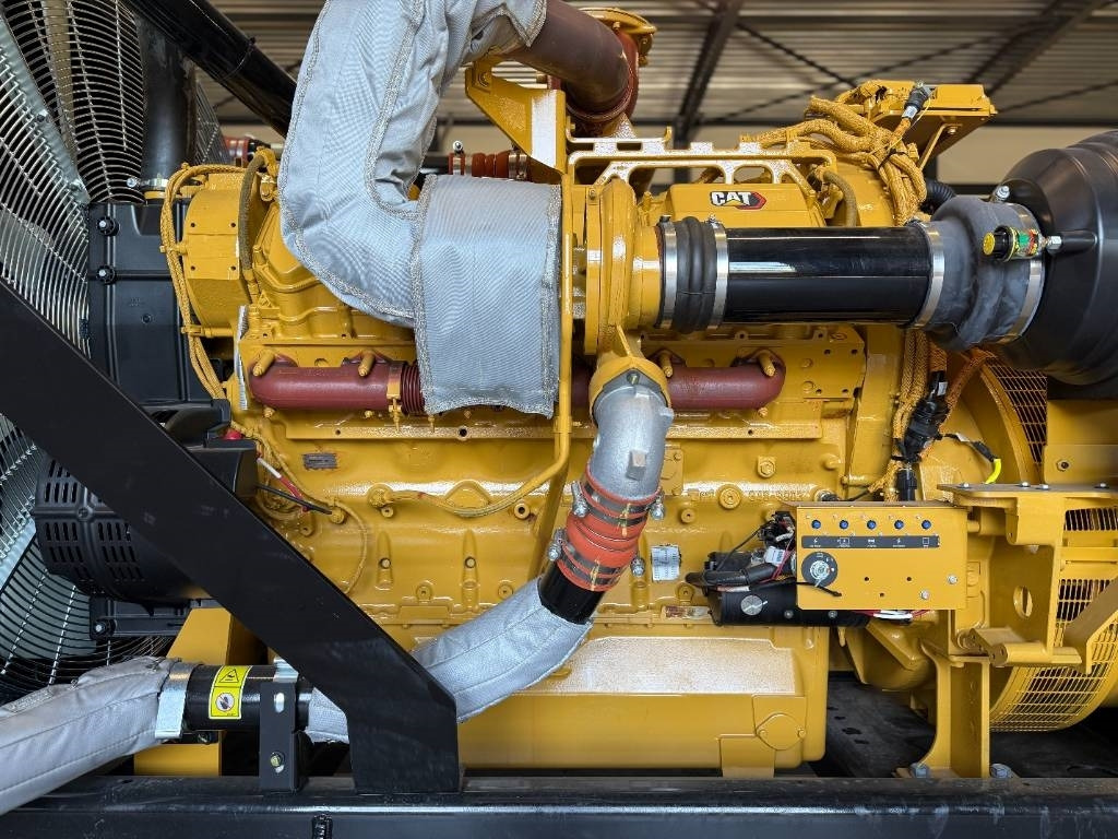 Електричний генератор CAT DE1500GC - 1500kVA Standby Generator - DPX-18229-O: фото 13 Електричний генератор CAT DE1500GC - 1500kVA Standby Generator - DPX-18229-O: фото 13