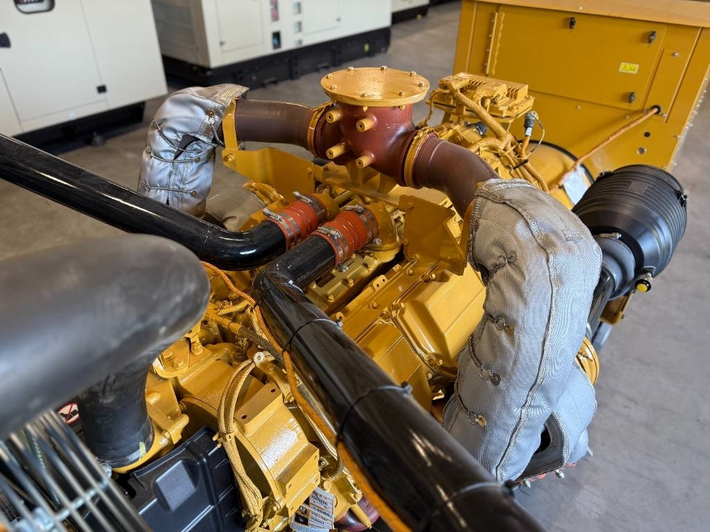 Електричний генератор CAT DE1500GC - 1500kVA Standby Generator - DPX-18229-O: фото 7 Електричний генератор CAT DE1500GC - 1500kVA Standby Generator - DPX-18229-O: фото 7