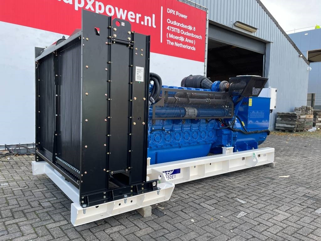 FG Wilson P1250-1 - 1250 kVA Open Genset - DPX-16028-O - Електричний генератор: фото 2 FG Wilson P1250-1 - 1250 kVA Open Genset - DPX-16028-O - Електричний генератор: фото 2