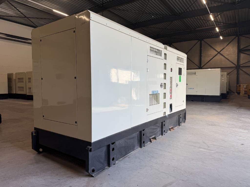 Iveco CR16TE1W - 660 kVA Surplus Genset - DPX-19798 - Електричний генератор: фото 2 Iveco CR16TE1W - 660 kVA Surplus Genset - DPX-19798 - Електричний генератор: фото 2