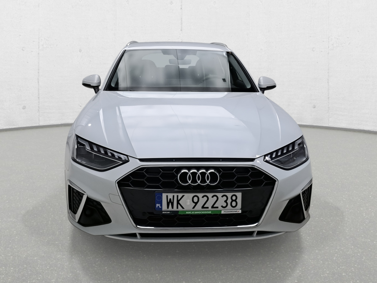 AUDI A4 KOMBI - Легковий автомобіль: фото 3 AUDI A4 KOMBI - Легковий автомобіль: фото 3