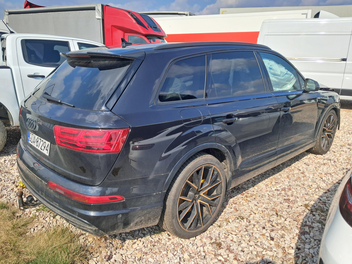 AUDI SQ7 SUV - Позашляховик: фото 4 AUDI SQ7 SUV - Позашляховик: фото 4