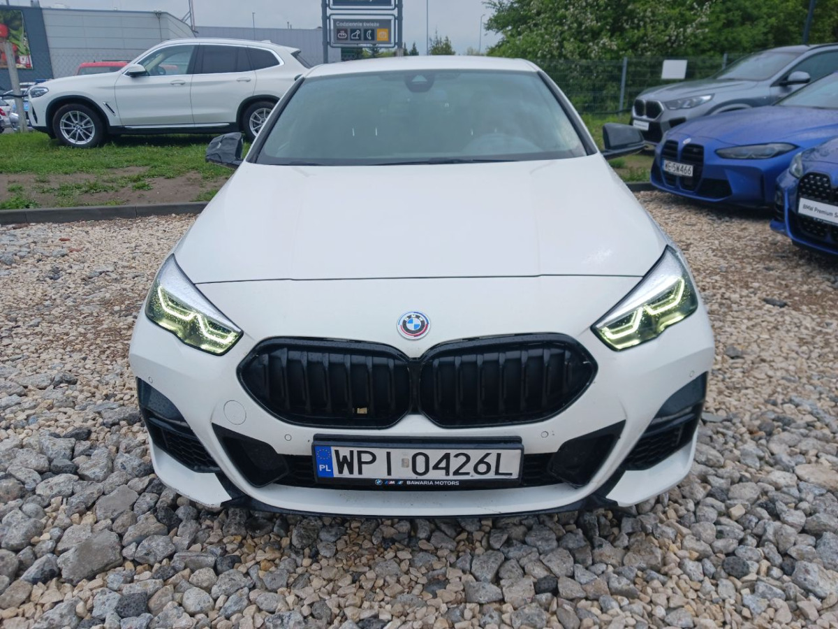 BMW 218i M Sport SEDAN - Седан: фото 5 BMW 218i M Sport SEDAN - Седан: фото 5