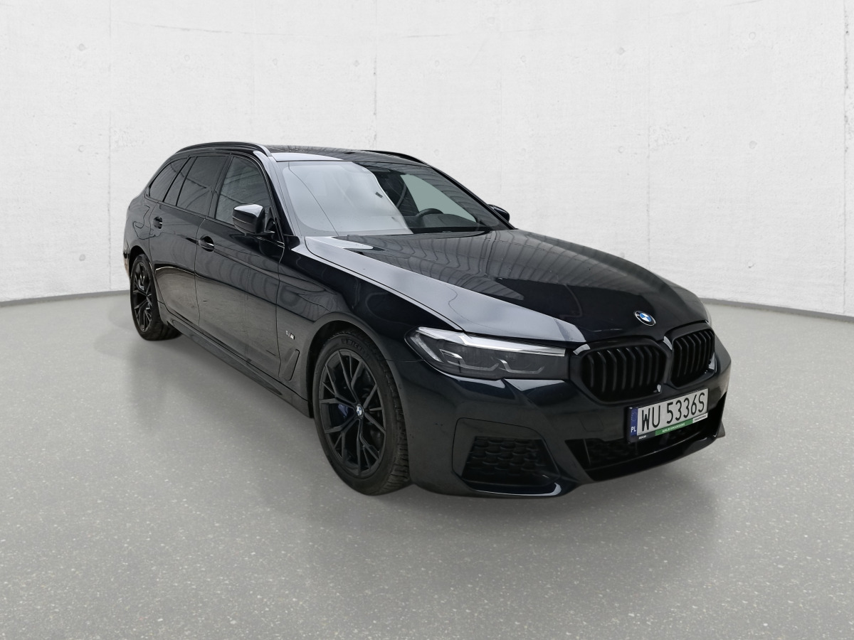 BMW 520D XDRIVE KOMBI - Легковий автомобіль: фото 1 BMW 520D XDRIVE KOMBI - Легковий автомобіль: фото 1