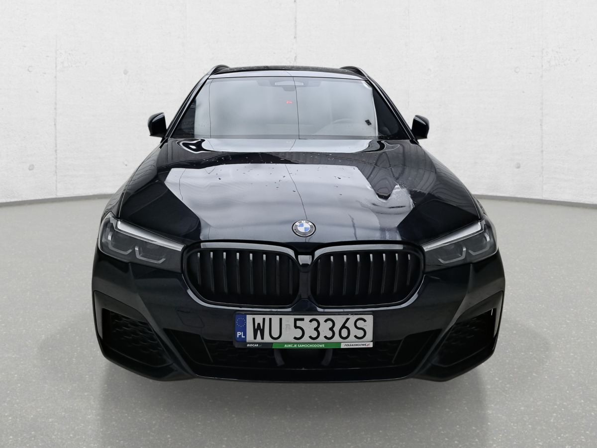 BMW 520D XDRIVE KOMBI - Легковий автомобіль: фото 3 BMW 520D XDRIVE KOMBI - Легковий автомобіль: фото 3