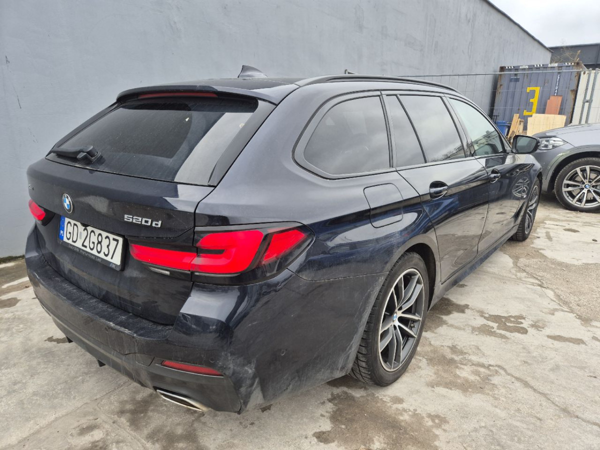 BMW 520d xDrive mHEV M Sport KOMBI - Легковий автомобіль: фото 3 BMW 520d xDrive mHEV M Sport KOMBI - Легковий автомобіль: фото 3