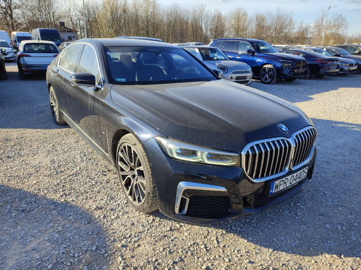 BMW 750I XDRIVE SEDAN - Седан: фото 1 BMW 750I XDRIVE SEDAN - Седан: фото 1