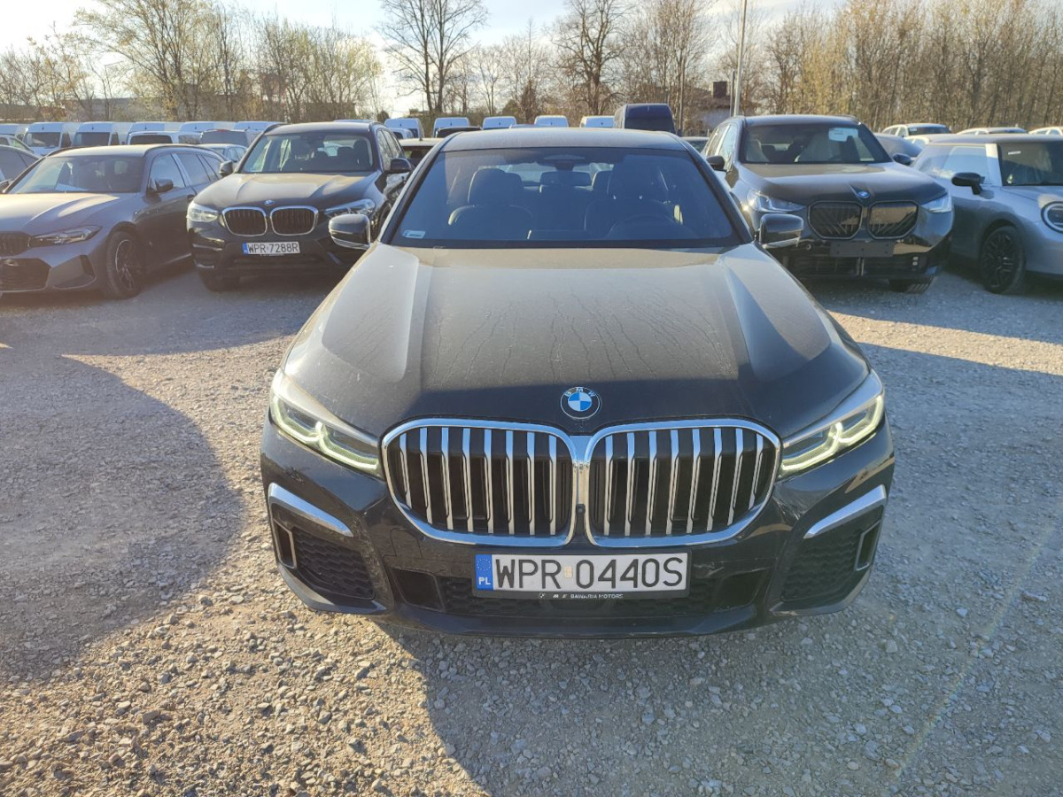 BMW 750I XDRIVE SEDAN - Седан: фото 5 BMW 750I XDRIVE SEDAN - Седан: фото 5