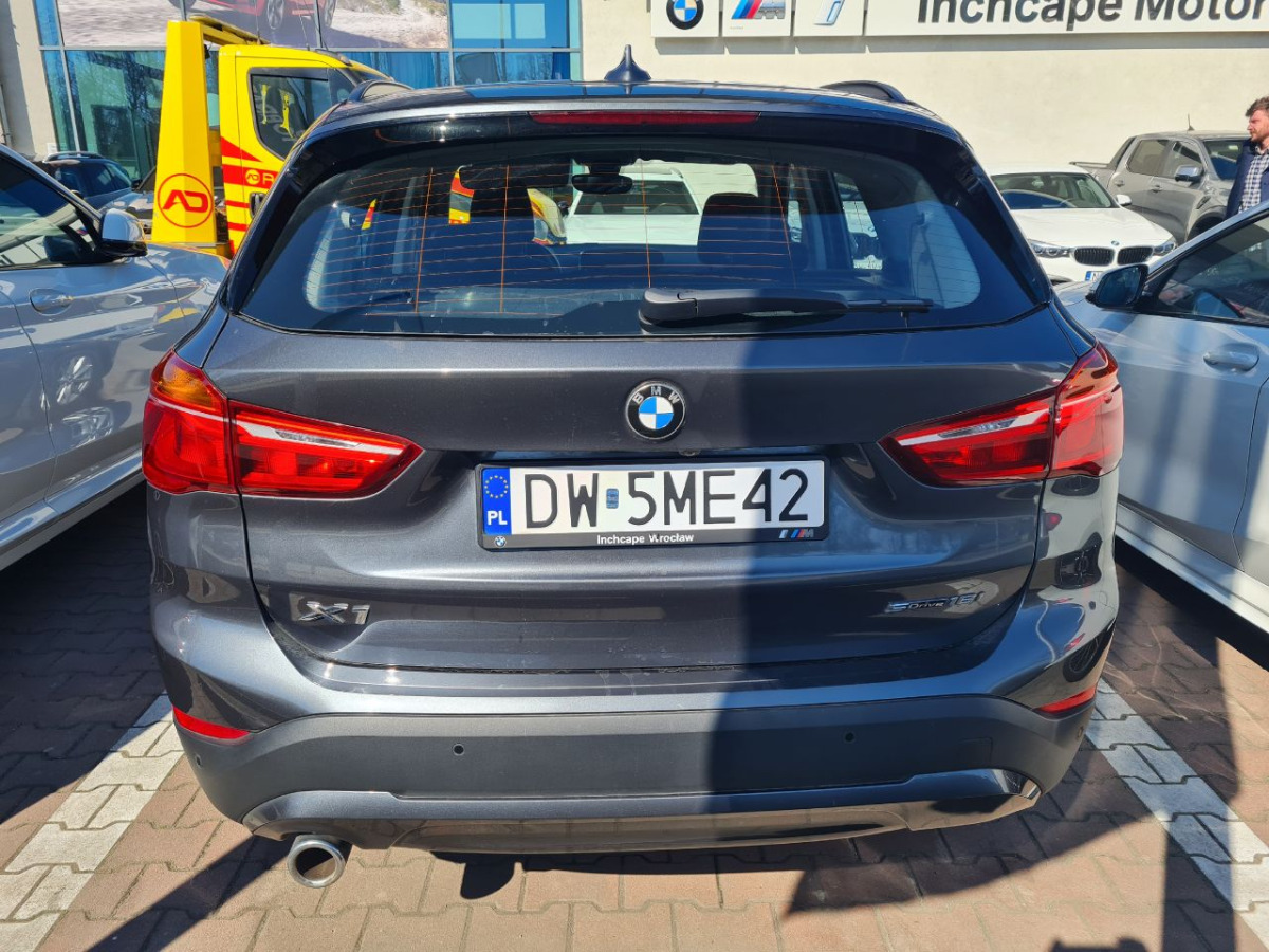 BMW X1 SUV - Позашляховик: фото 5 BMW X1 SUV - Позашляховик: фото 5